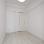 洋室（ホワイトスタイル※階により変動）