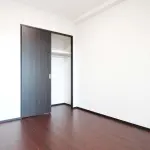 洋室（シックスタイル※階により変動）