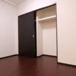 洋室（シックスタイル※階により変動）