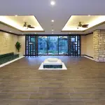 エントランス①