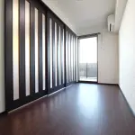洋室（シックスタイル※階により変動）
