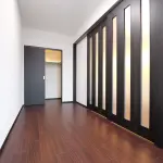 洋室（シックスタイル※階により変動）
