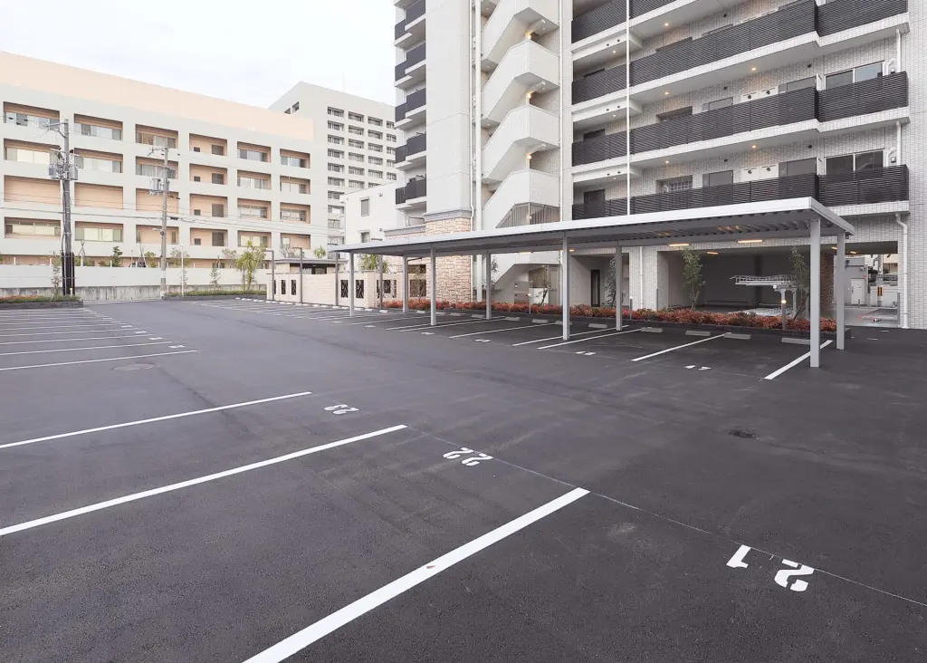 平面駐車場