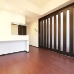 洋室（シックスタイル※階により変動）