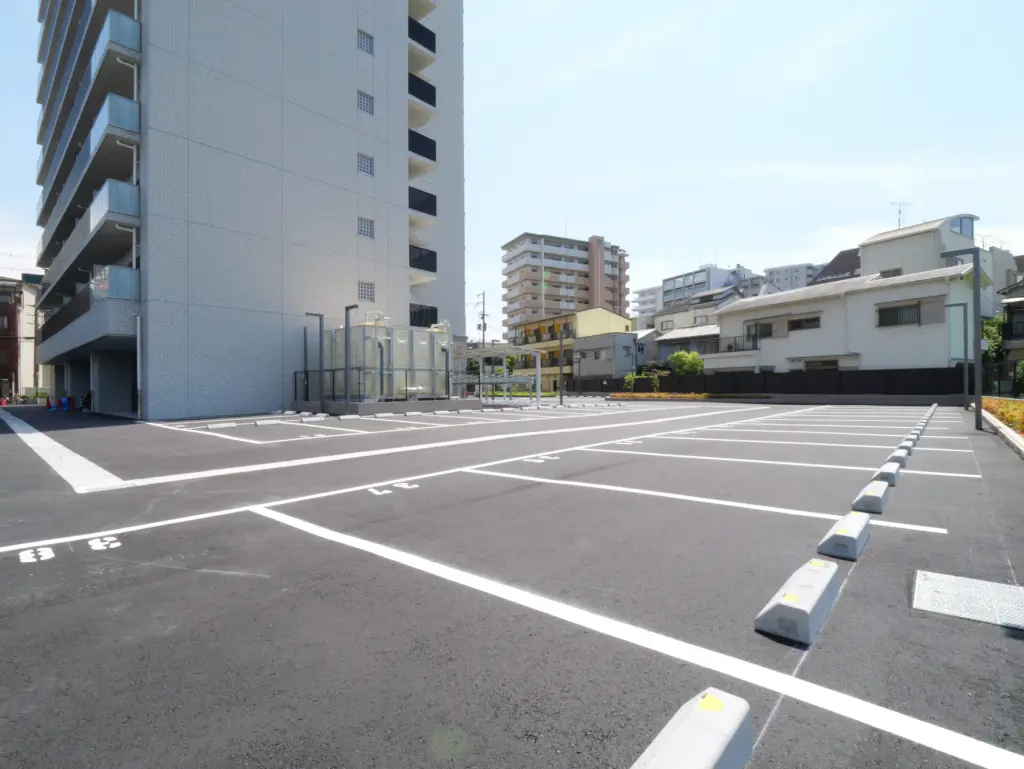 平面駐車場