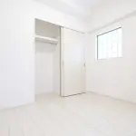洋室（ホワイトスタイル※階により変動）