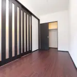 洋室（シックスタイル※階により変動）