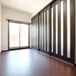 洋室（シックスタイル※階により変動）