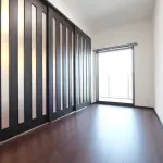 洋室（シックスタイル※階により変動）