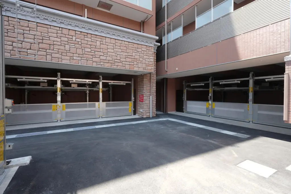 機械式駐車場（屋内）