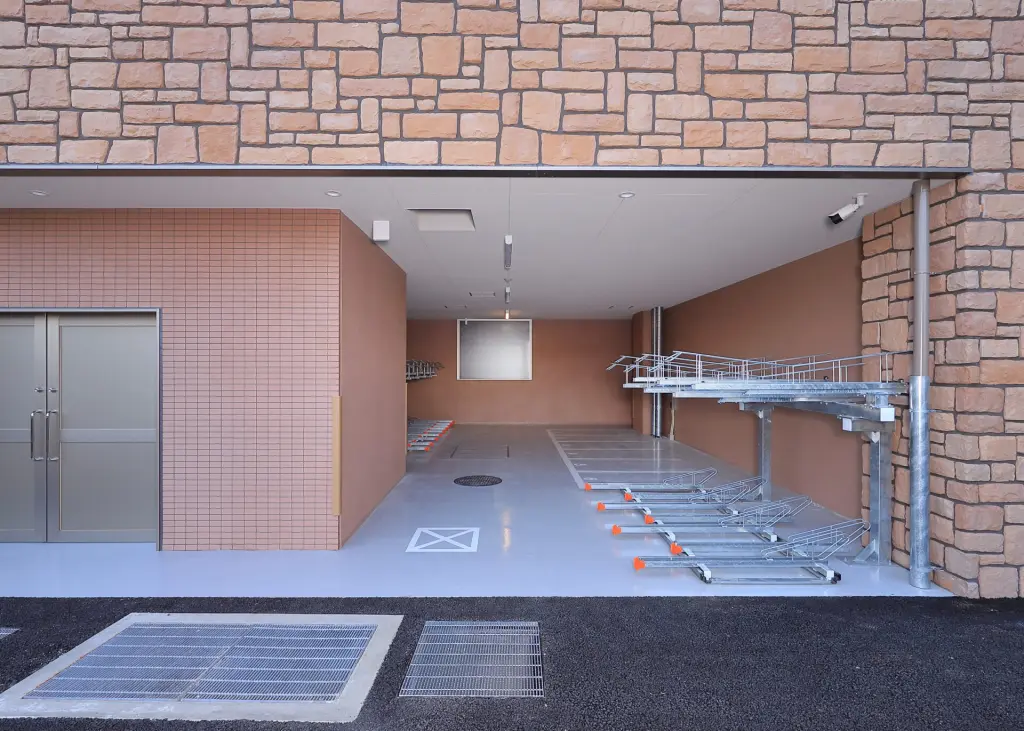 駐輪場・原付置き場