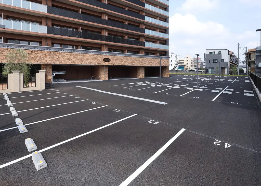 屋外駐車場