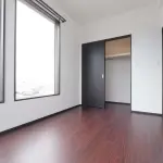 洋室（シックスタイル※階により変動）