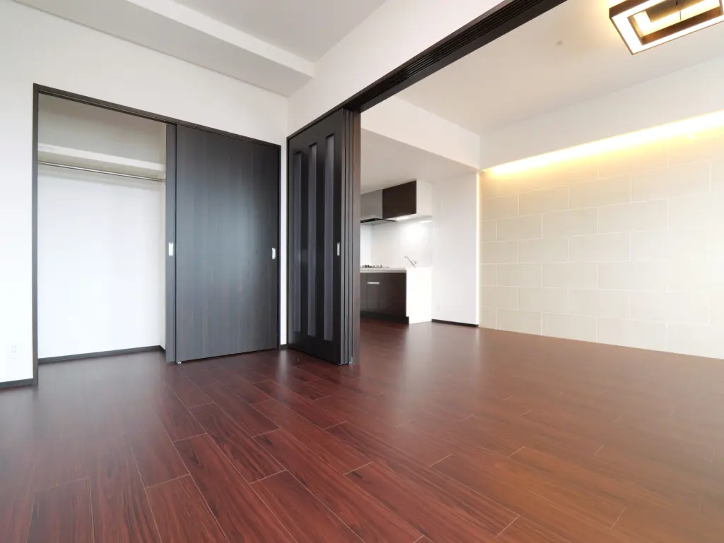 LDK・洋室（シックスタイル※階により変動）