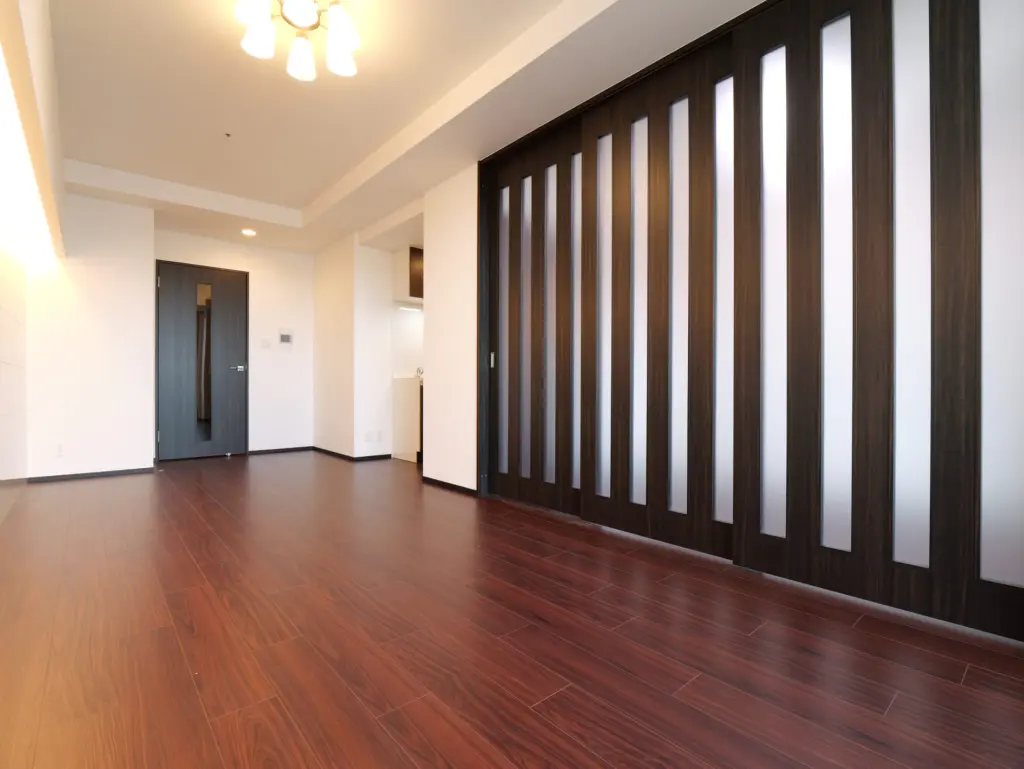 LDK（シックスタイル※階により変動）