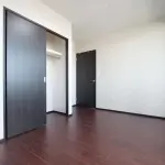 洋室②（シックスタイル※階により変動）