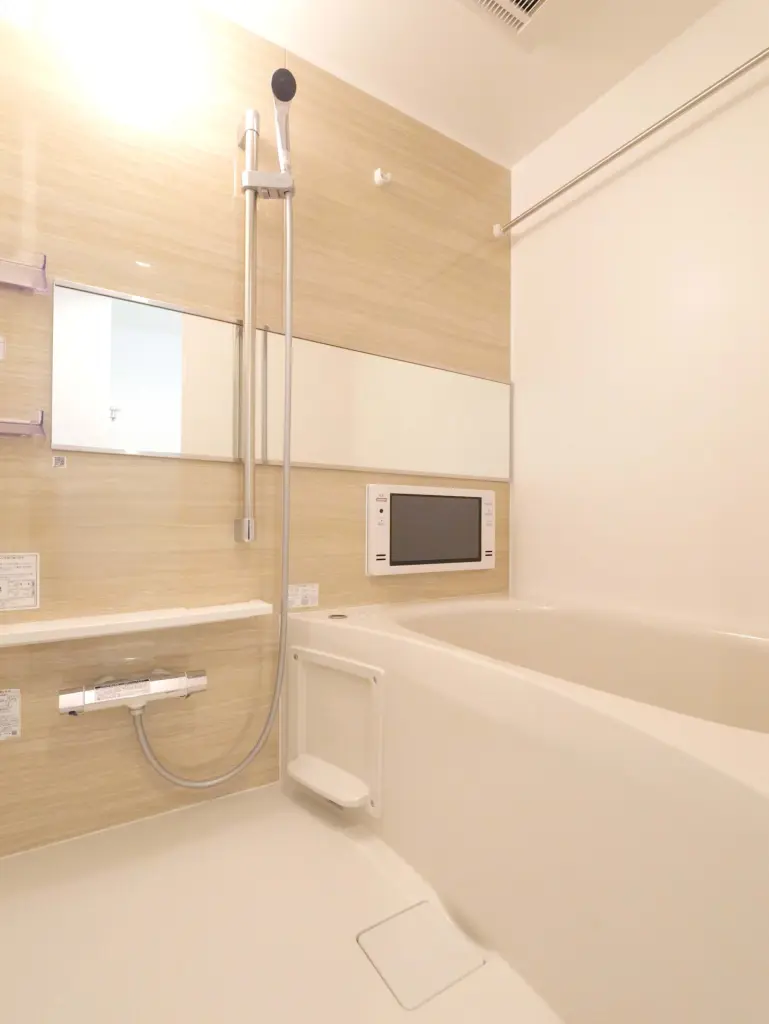 洋室（シックスタイル※階により変動）