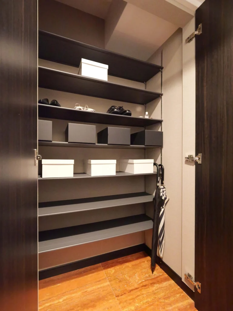 家具付きモデルルーム（シックスタイル）