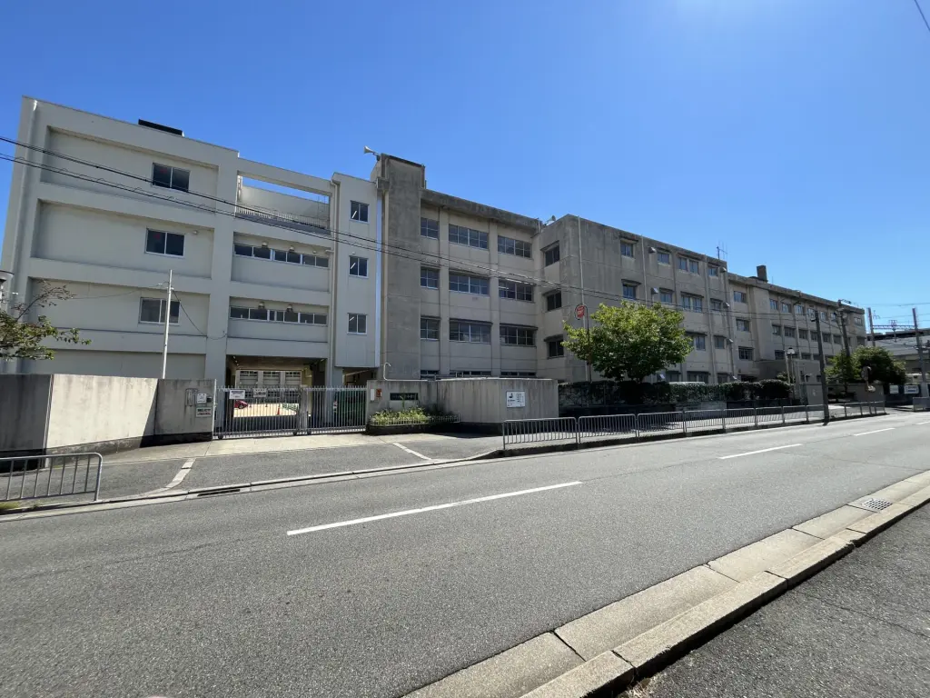 西宮市立深津小学校（周辺施設）