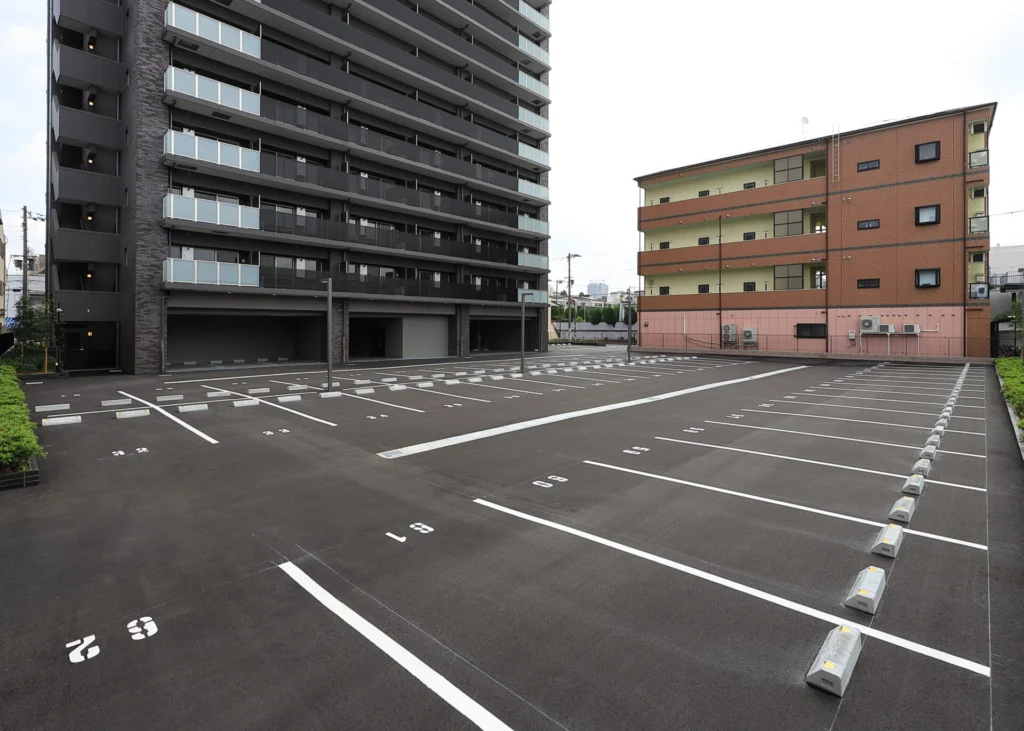 屋外駐車場