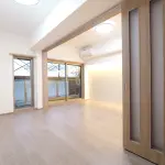 洋室（グレージュタイル※階により変動）