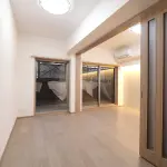 洋室（グレージュタイル※階により変動）