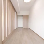 洋室（グレージュタイル※階により変動）