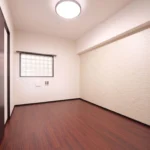 洋室②（シックスタイル※階により変動）