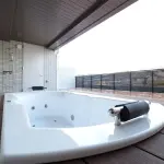 屋外ジャグジー（E,Fタイプ）（写真はプレジオ宝塚ASIANです）