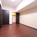 洋室②（シックスタイル※階により変動）